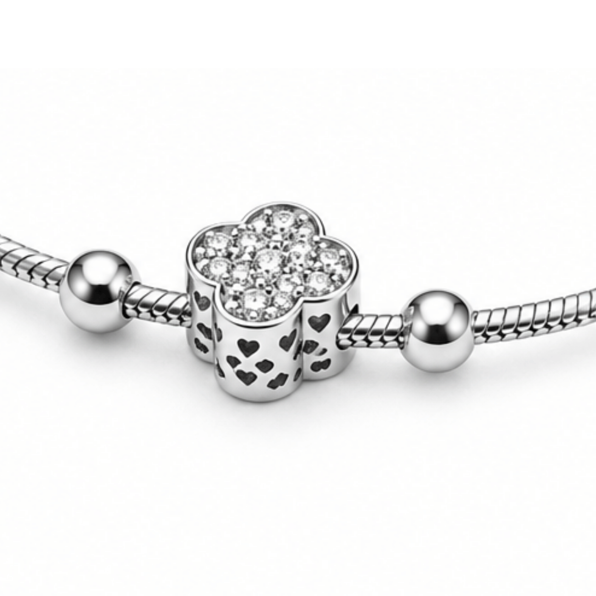Sparkling Clover Bracelet