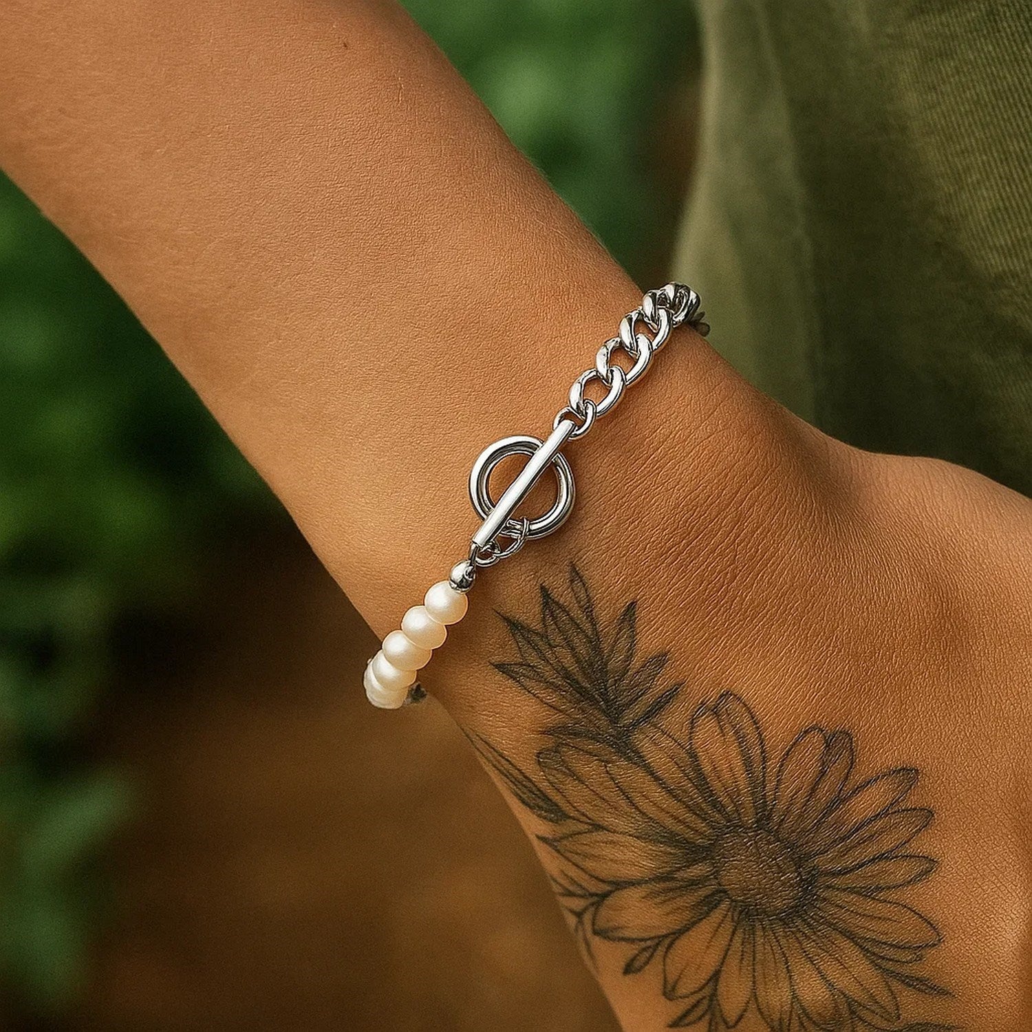 Sterling Silver Rhodium Plated Pearl Pearl Curb Toggle Bracelet (4.50 mm)