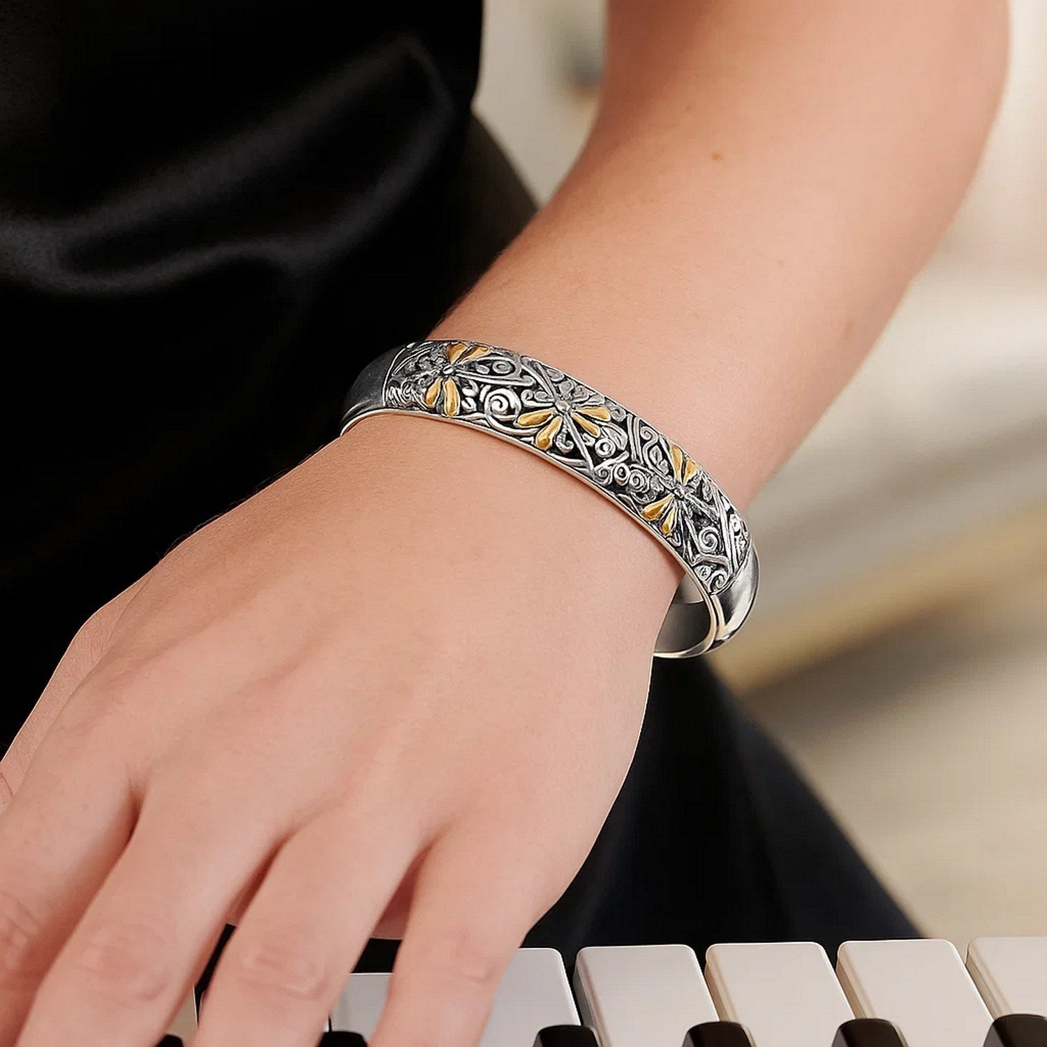 18k Yellow Gold and Sterling Silver Cuff with Dragonfly and Flourishes(12.70 mm)