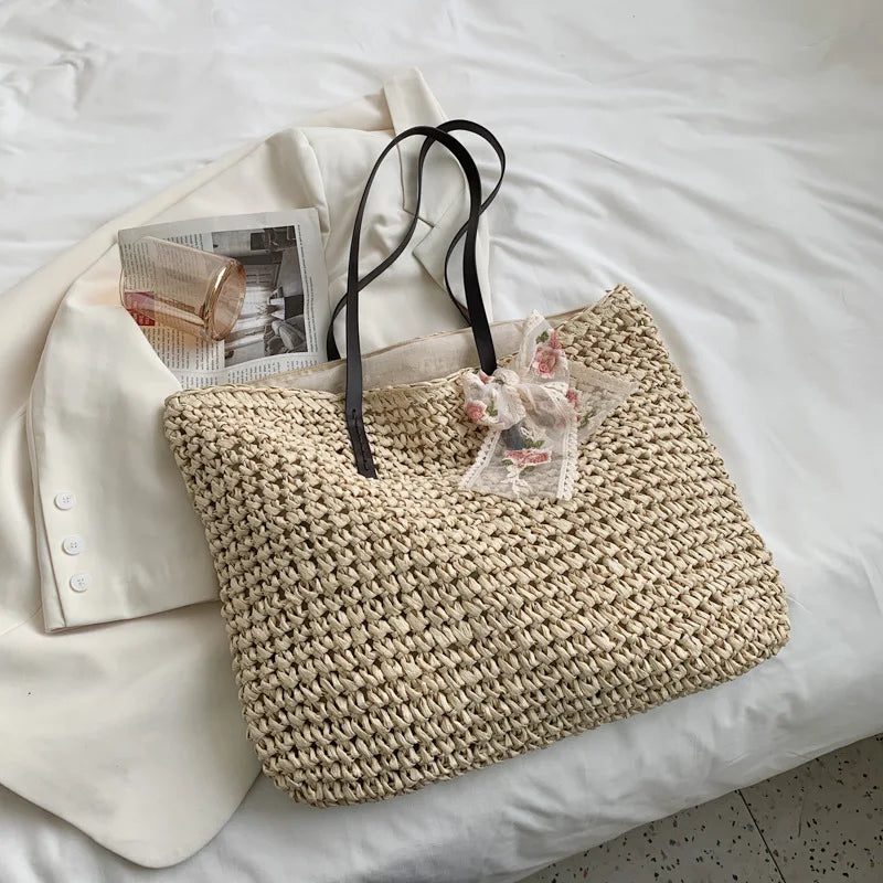 Women Handbag Summer Beach Bag Rattan Woven Handmade Knitted Straw Large Capacity.