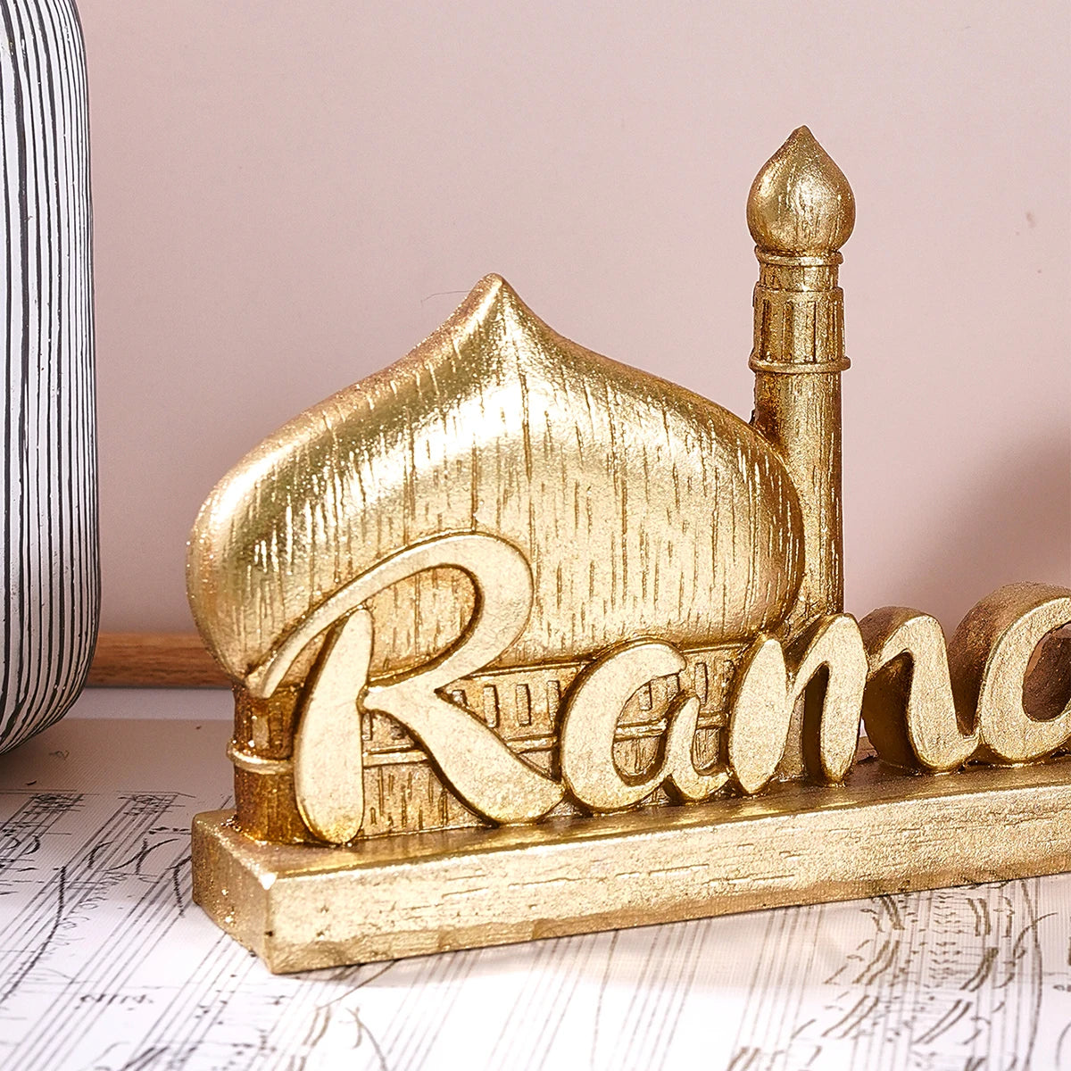 Resin-made antique gold and silver ramadan decorative item, suitable for gift-giving during Ramadan and Eid al-Adha