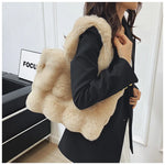 Ladies Hand-held Tote Bag Fashion Large Capacity Plush Crossbody Bags for Women.