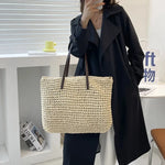Women Handbag Summer Beach Bag Rattan Woven Handmade Knitted Straw Large Capacity.
