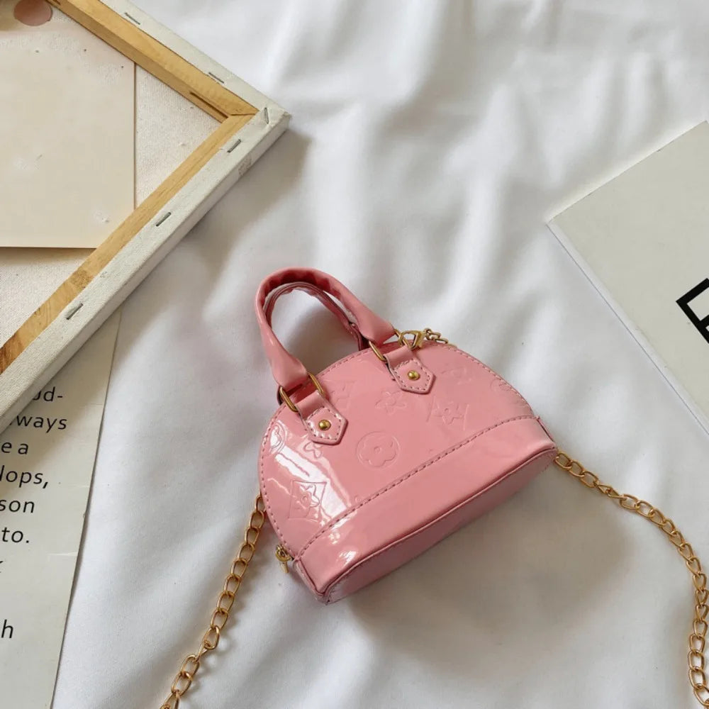 Kids Stuff Fashion Handbag Mini Shoulder Small Satchel Coin Wallets Little Girls Chain Crossbody Bag.