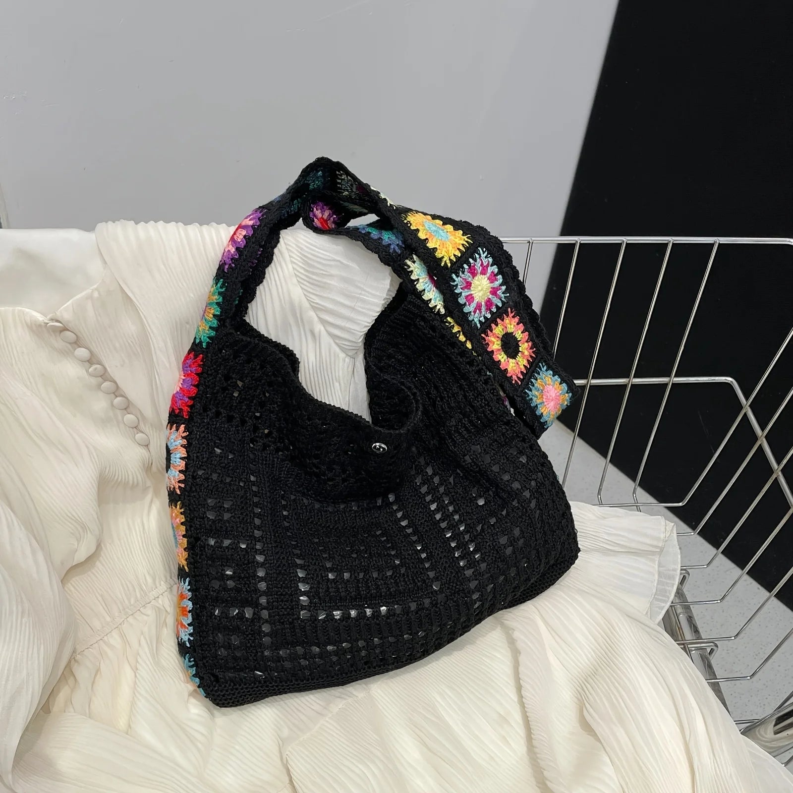 Women Handbag Fashionable Knitted Bag, Crossbody Bag, Shoulder Bag.