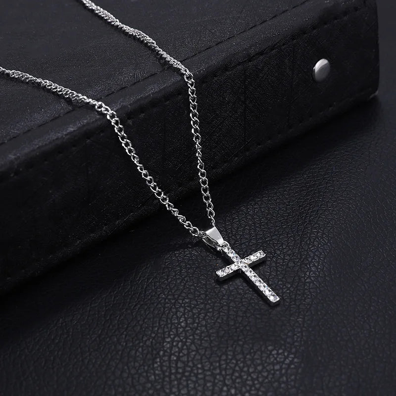 Hot Selling Jewelry Cross Pendant Necklace With Zircon Fashionable And Personalized Design.