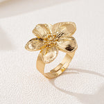 Women's Ring, Flower Metal Opening, adjustable Size Ring, Suitable for Daily Wear.