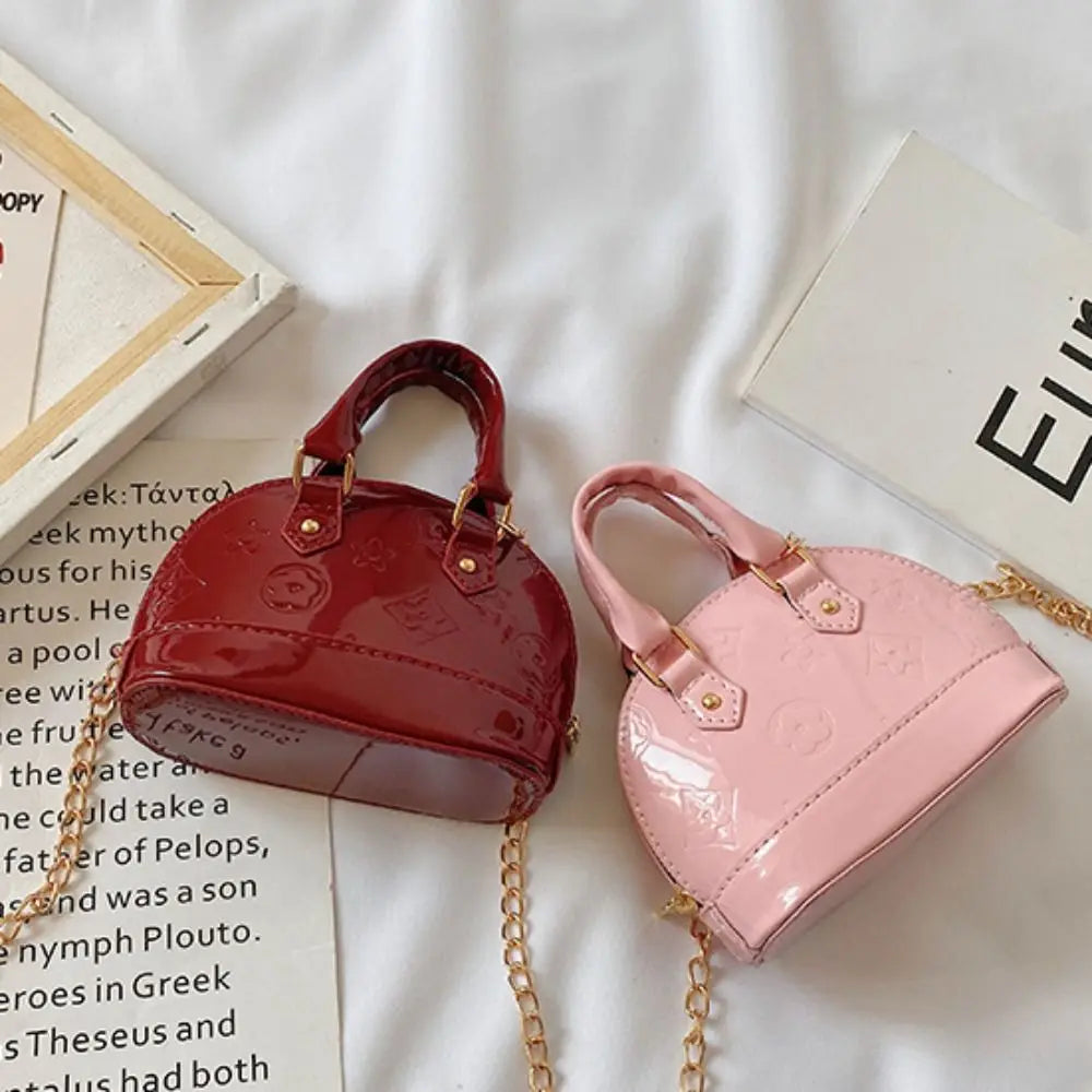 Kids Stuff Fashion Handbag Mini Shoulder Small Satchel Coin Wallets Little Girls Chain Crossbody Bag.