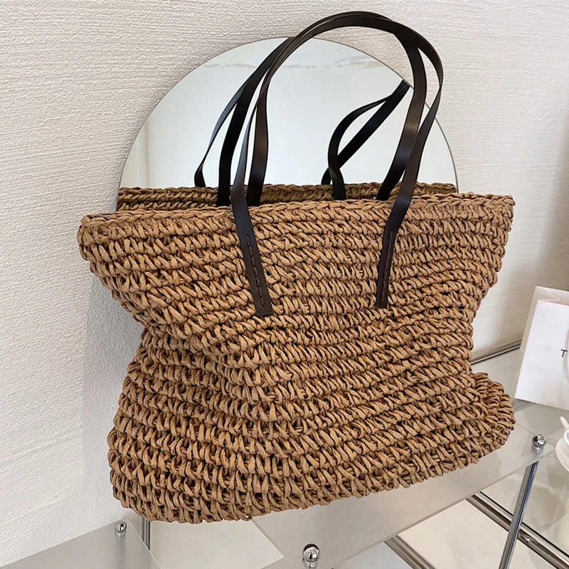 Women Handbag Summer Beach Bag Rattan Woven Handmade Knitted Straw Large Capacity.
