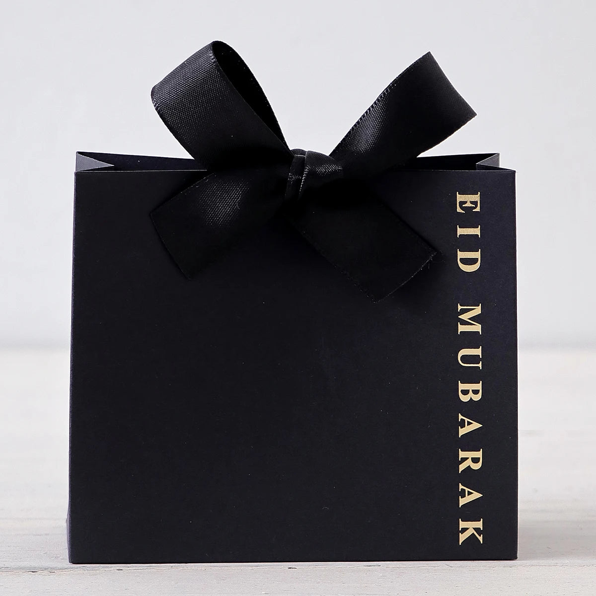 5-Piece Eid Gift Box Is Decorated with Ribbon Bows and Exquisite Paper Packaging, Suitable for Holiday Parties, and Can Hold Candies, Cookies, Jewelry