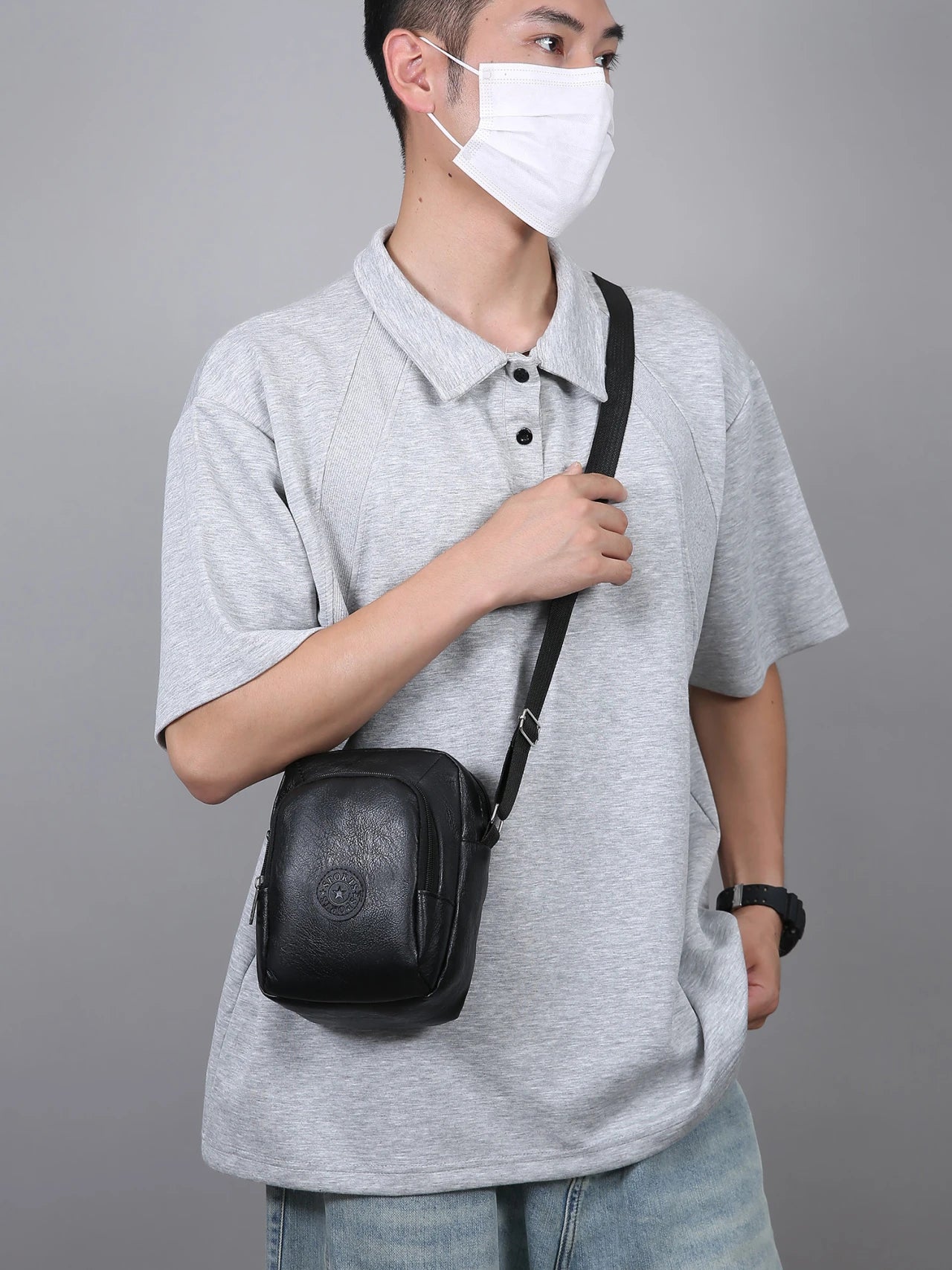 Trendy and Fashionable Men's Crossbody Bag, Versatile Retro Men's Shoulder Bag.