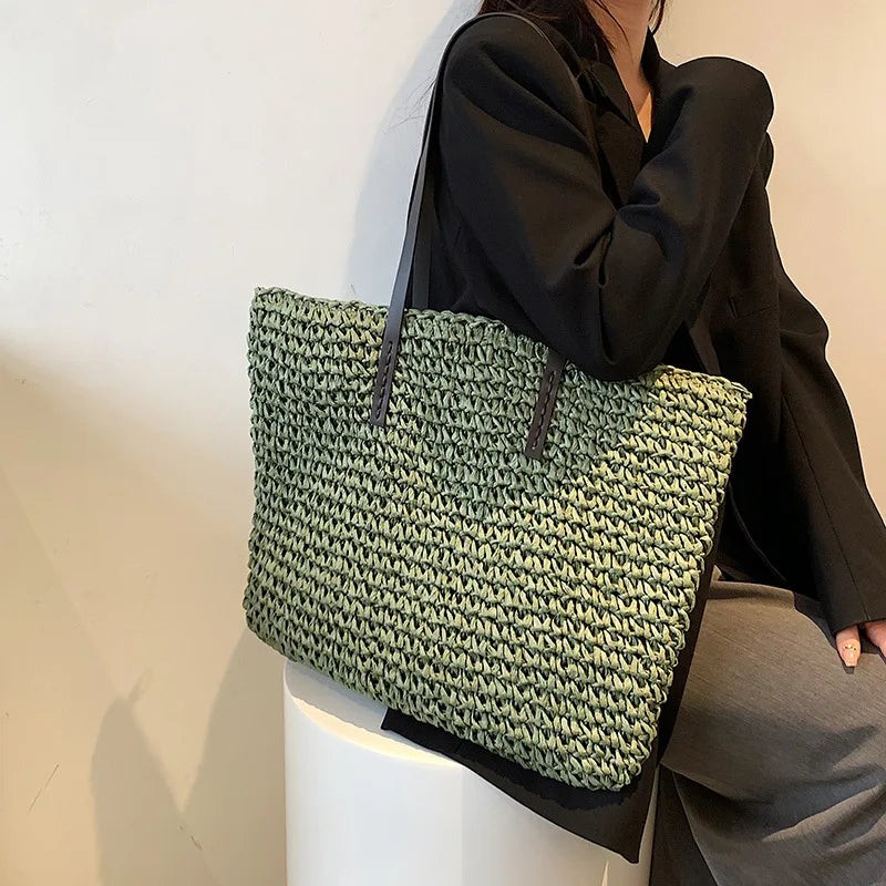 Women Handbag Summer Beach Bag Rattan Woven Handmade Knitted Straw Large Capacity.