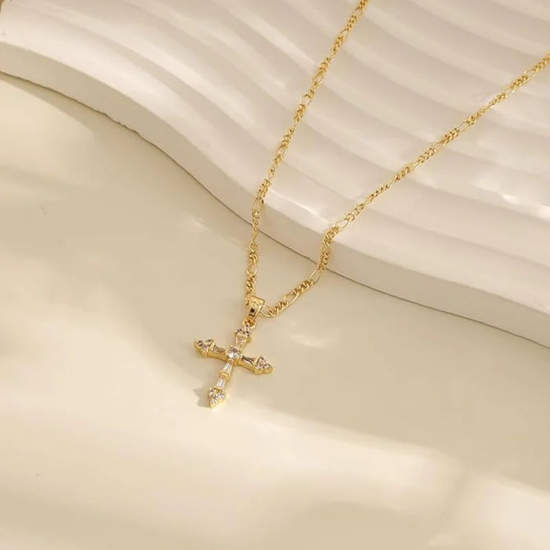 Cross Jewelry Necklace for Women 14K Gold Plated Pendant Necklace Trendy Small Cross.