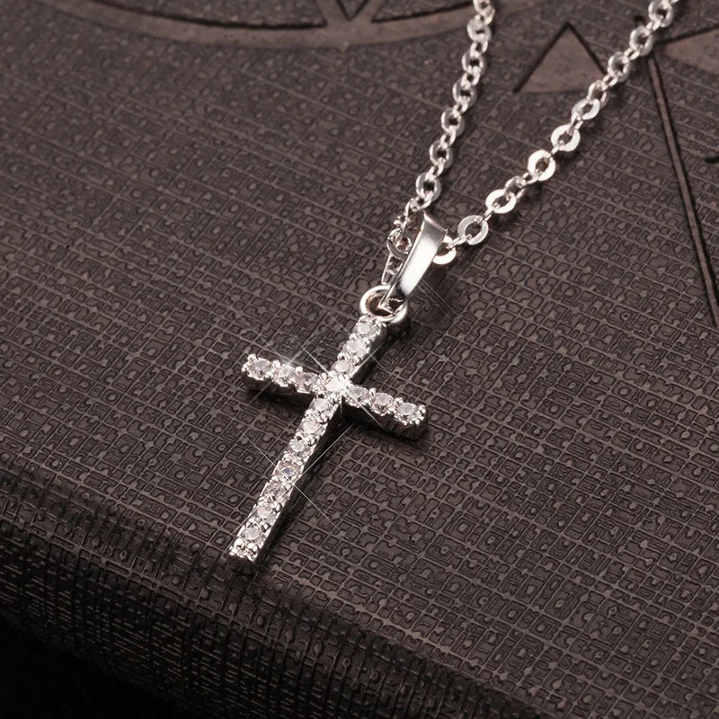 Hot Selling Jewelry Cross Pendant Necklace With Zircon Fashionable And Personalized Design.