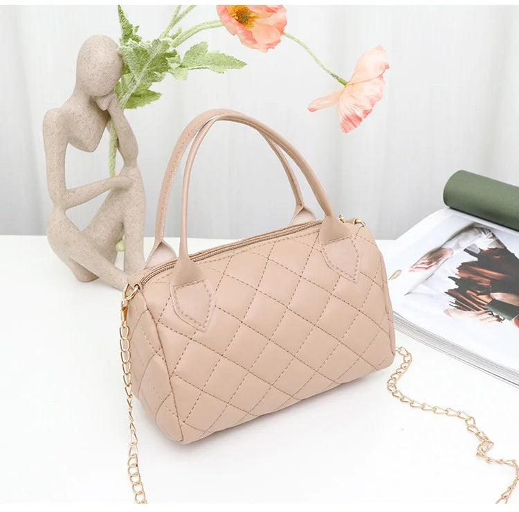 Crossbody Bags for Women Fashion Quilted Shoulder Purse.