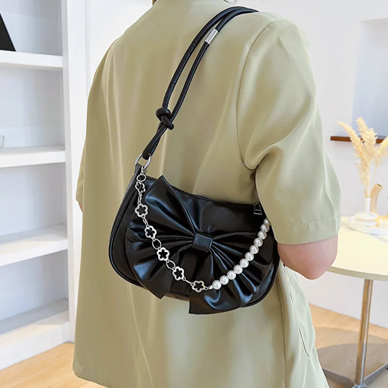 Hand Bag Popular Bag Women's Bag New Niche Fashion Shoulder Armpit Bag.