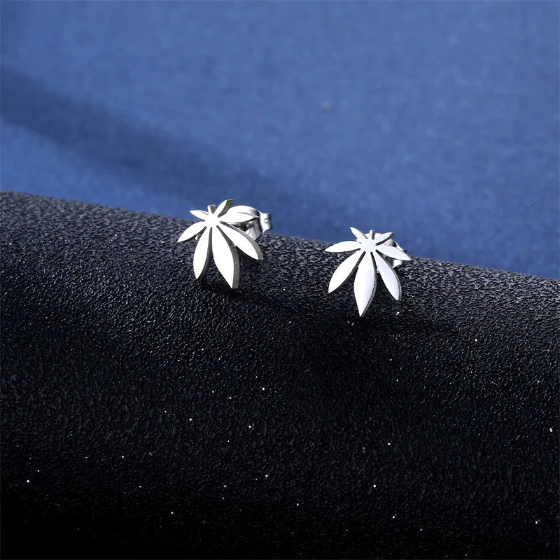 Stainless Steel Necklace For Women Maple Leaf Choker Pendant Chain Engagement Jewelry korean Fashion