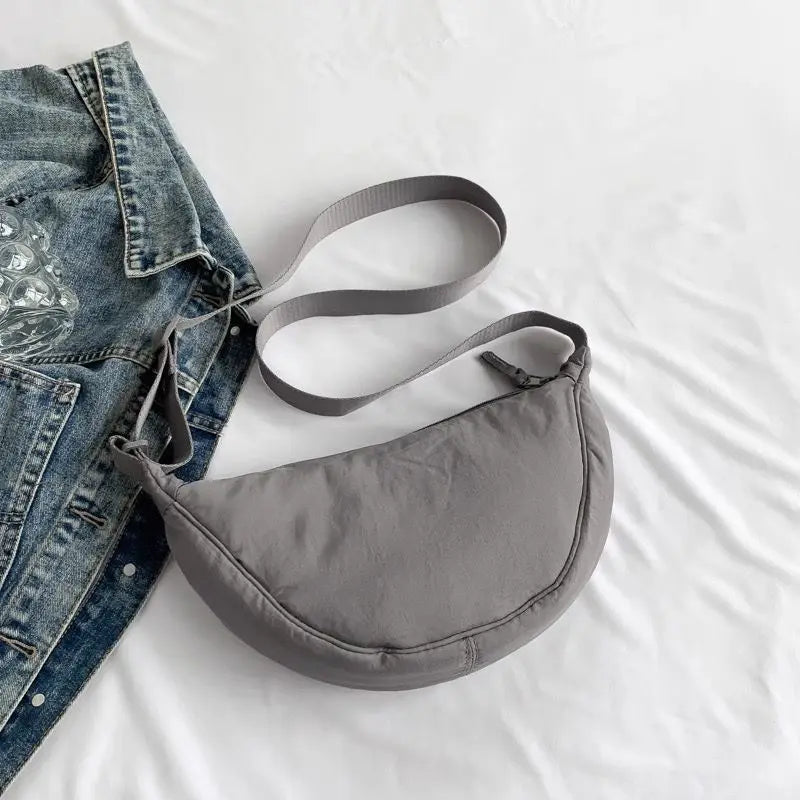 Thickened Waterproof Fabric Armpit Bags for Women's Versatile Dumpling Bag.