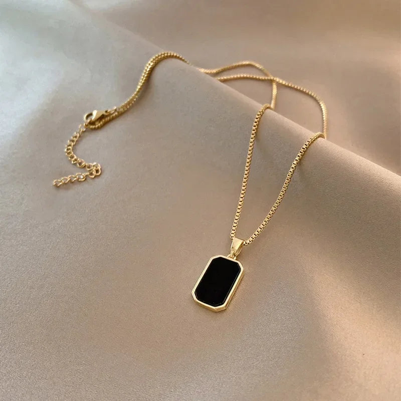 Women Necklace Chain Black Exquisite Minimalist Square Pendant Choker Geometric Collar Chain Jewelry Party Gifts