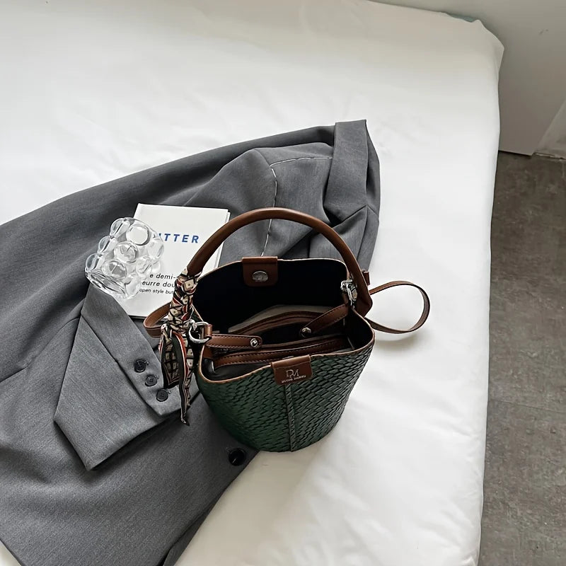Fashionable Women's Bucket Bag, Stylish Solid Color Woven Effect Handbag.