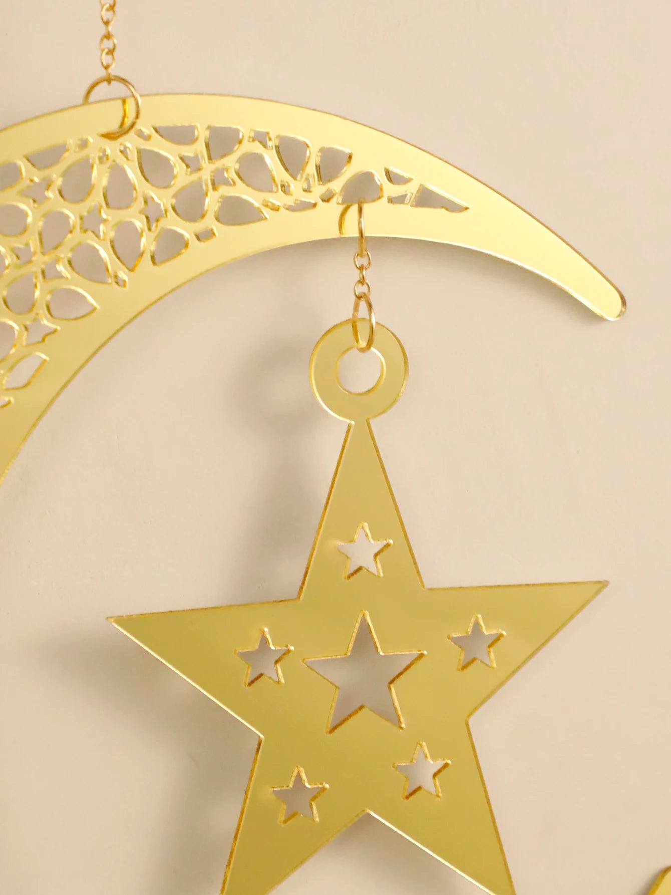 Gold Ramadan Acrylic Moon Hanging Ornaments with Hollow Mesh Star, Eid Mubarak Muslim Decor, Lanterns Wall Decor, Ramadan Kareem