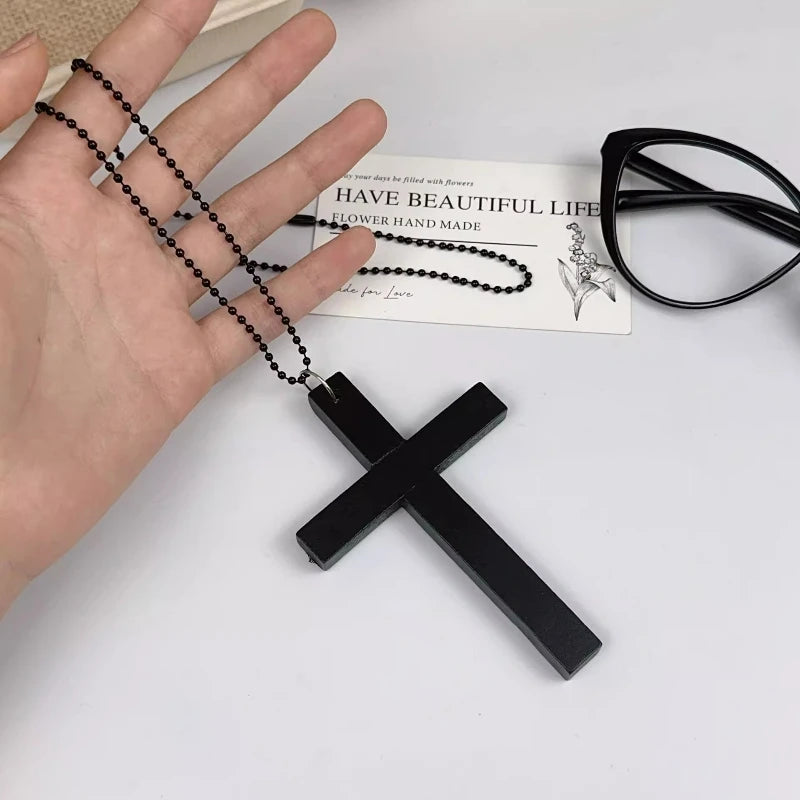 New Gothic Cool Y2K Wood Cross Pendants Necklaces Unisex Charm Chain Choker Necklace Fashion Jewelry