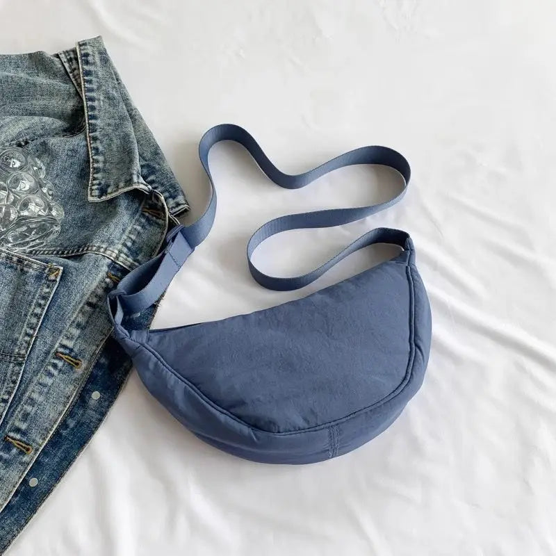 Thickened Waterproof Fabric Armpit Bags for Women's Versatile Dumpling Bag.